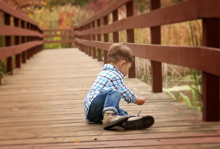 凌字五行屬什么？男孩用凌字取名的文化意義