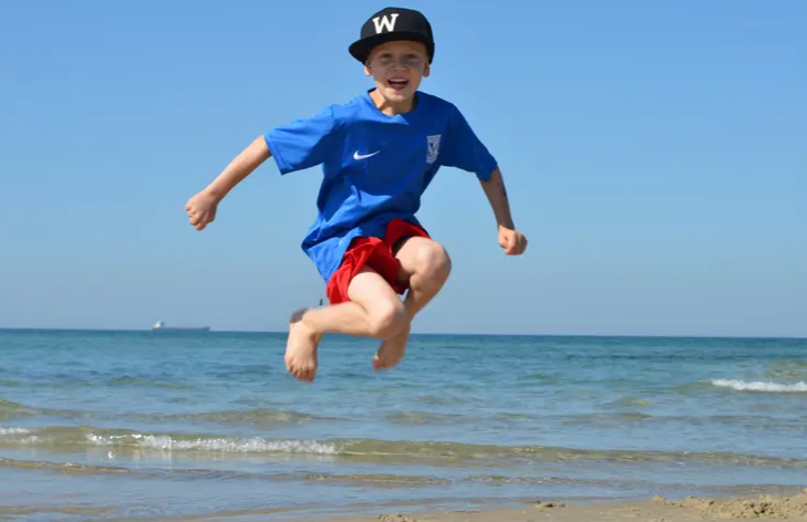 解析男孩名字中嘯字的五行屬什么及寓意內涵